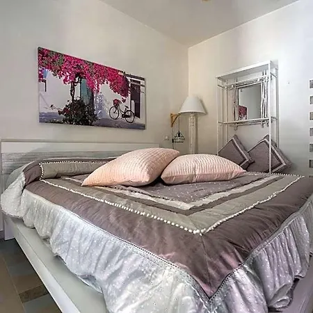 A Pochi Passi Bed & Breakfast 3*