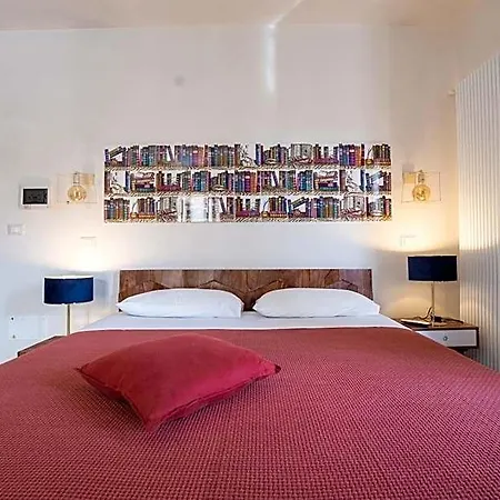 Bed & Breakfast A Pochi Passi 3*