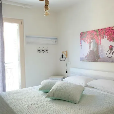 A Pochi Passi Bed & Breakfast 3*